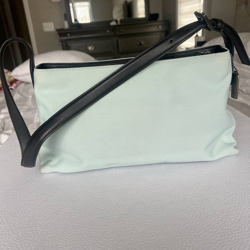 Coach Shoulder Bag - Picture 6 of 7